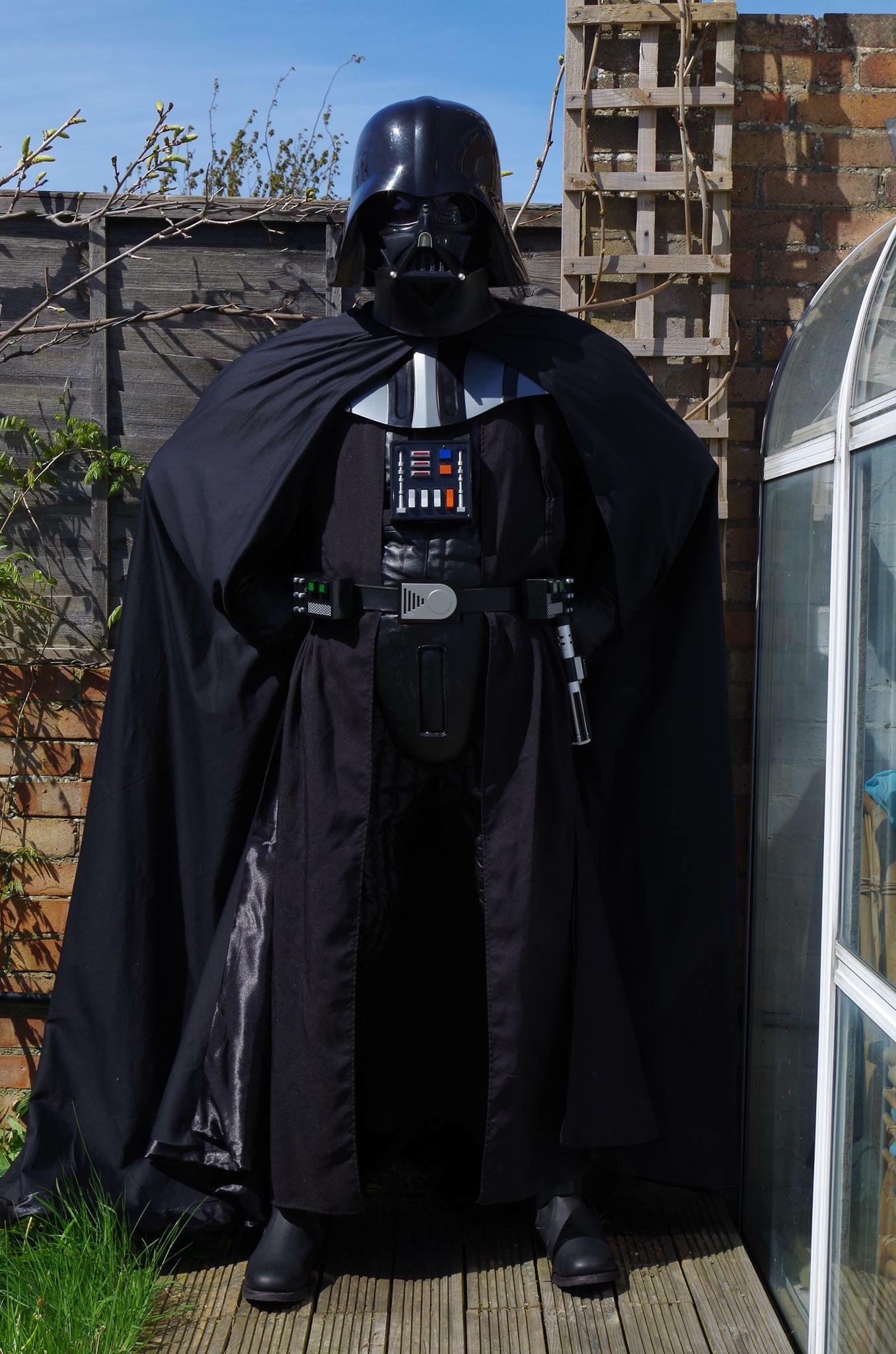 Darth Vader costume build by Lee
