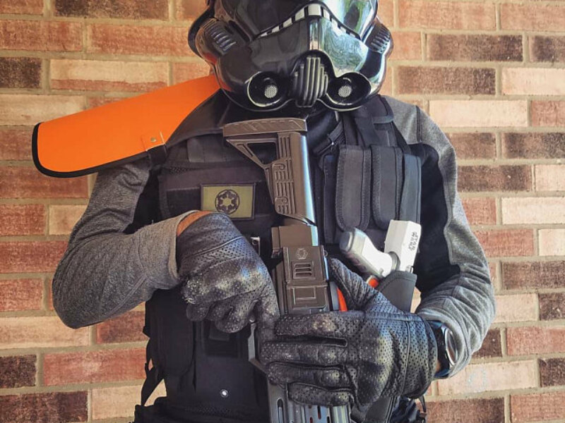 Stormtrooper Pauldron Review from Mario
