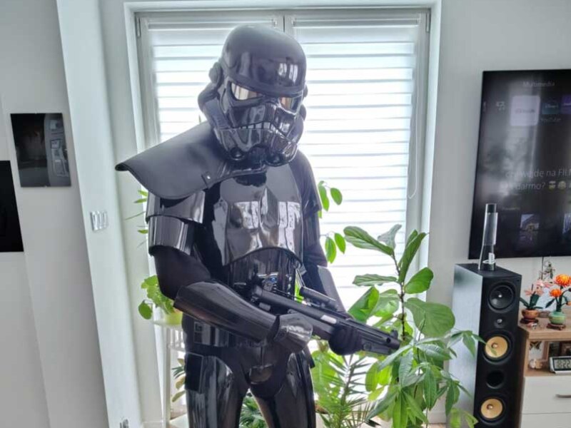Shadowtrooper armour review from Denis
